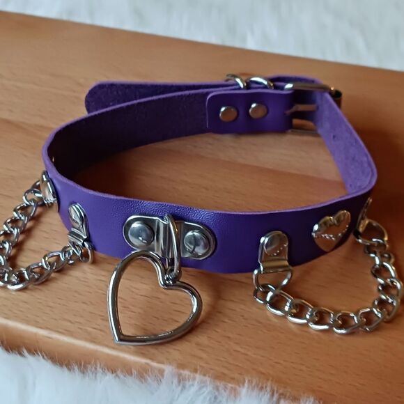 PURPLE, PINK or BLACK Heart Pendant Choker Necklace - Picture 6 of 12